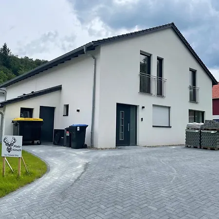 6-8 Personen Neubau Platzhirsch- Bettwaesche Und Handtuecher Inklusive 度假居