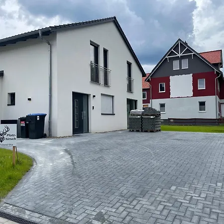 6-8 Personen Neubau Platzhirsch- Bettwaesche Und Handtuecher Inklusive 度假居
