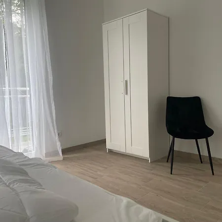 Σπίτι διακοπών 6-8 Personen Neubau Platzhirsch- Bettwaesche Und Handtuecher Inklusive